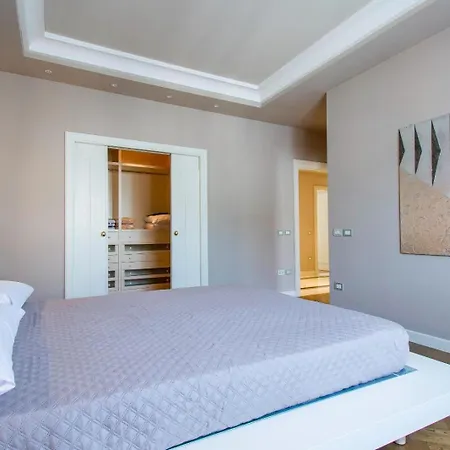 Chic Prato Bed & Breakfast